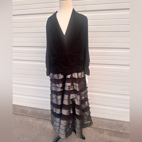 S.L. Fashions Elegant Black and Silver Tiered Taffeta Dress size 18W. - Picture 3 of 9